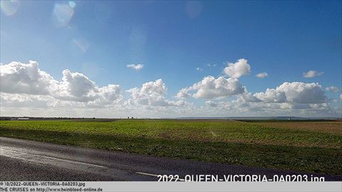 2022-QUEEN-VICTORIA-0A0203