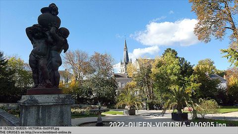 2022-QUEEN-VICTORIA-0A0905