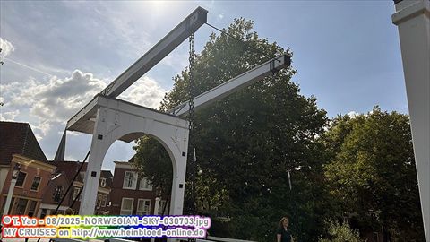 2025-NORWEGIAN-SKY-030703