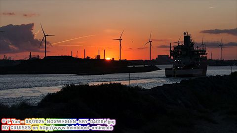 2025-NORWEGIAN-SKY-040104