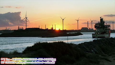 2025-NORWEGIAN-SKY-040105