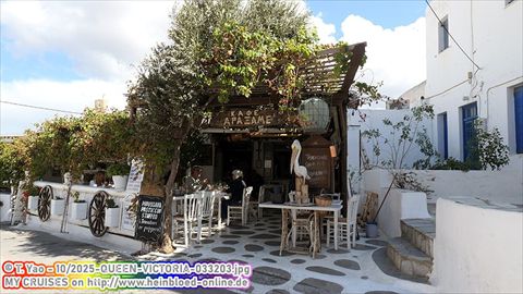 2025-QUEEN-VICTORIA-033203