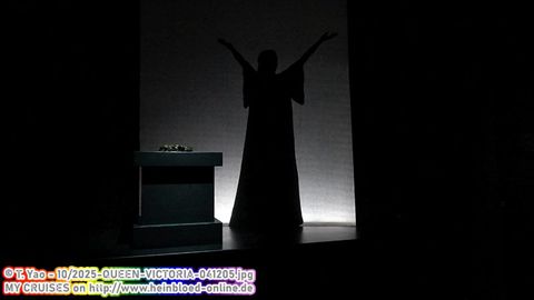 2025-QUEEN-VICTORIA-041205