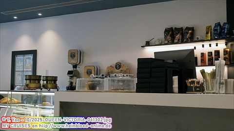 2025-QUEEN-VICTORIA-041302