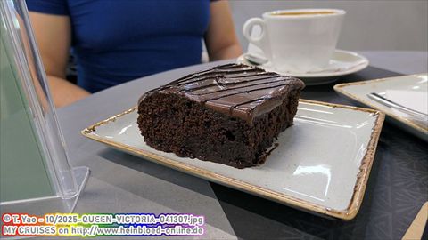 2025-QUEEN-VICTORIA-041307