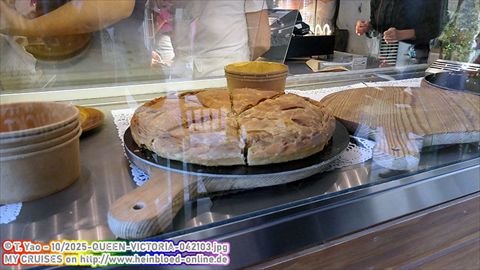 2025-QUEEN-VICTORIA-042103