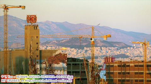 2025-QUEEN-VICTORIA-044208