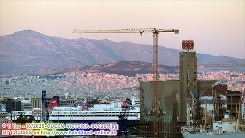 2025-QUEEN-VICTORIA-044209