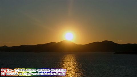 2025-QUEEN-VICTORIA-044302