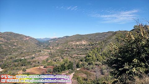 2025-QUEEN-VICTORIA-051211