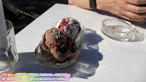 2025-QUEEN-VICTORIA-052204