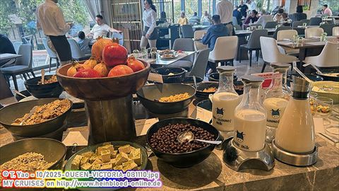 2025-QUEEN-VICTORIA-0B1110