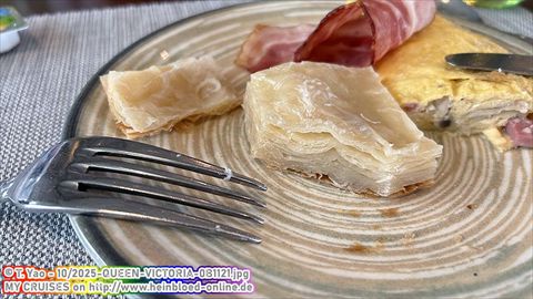 2025-QUEEN-VICTORIA-0B1121