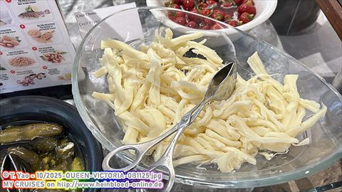 2025-QUEEN-VICTORIA-0B1125