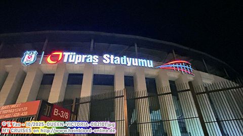 2025-QUEEN-VICTORIA-0B2101