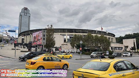 2025-QUEEN-VICTORIA-0B2104