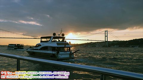 2025-QUEEN-VICTORIA-0B4208