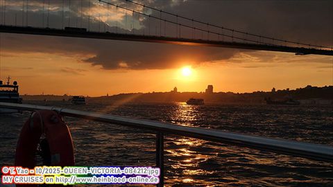 2025-QUEEN-VICTORIA-0B4212