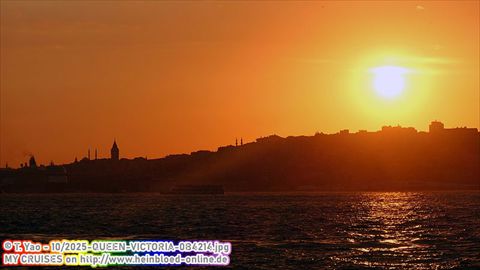 2025-QUEEN-VICTORIA-0B4214