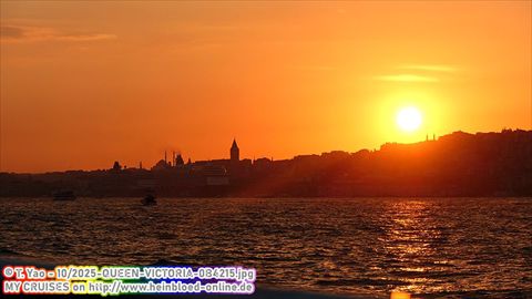 2025-QUEEN-VICTORIA-0B4215