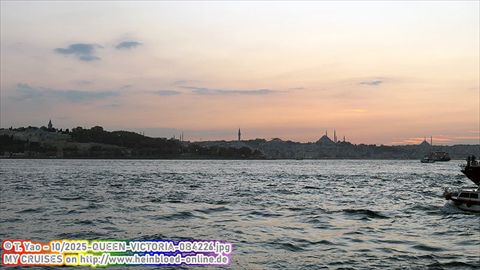 2025-QUEEN-VICTORIA-0B4226