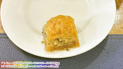 2025-QUEEN-VICTORIA-0B4306