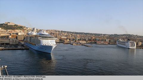 2022-CELEBRITY-REFLECTION-090455