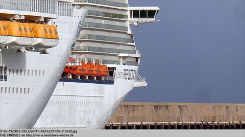 2022-CELEBRITY-REFLECTION-010245