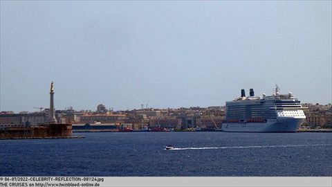 2022-CELEBRITY-REFLECTION-081124