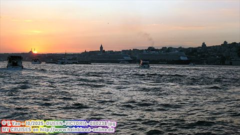 2025-QUEEN-VICTORIA-0B0238