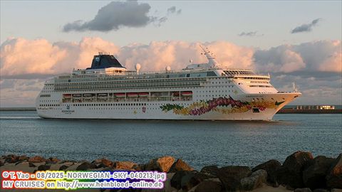 2025-NORWEGIAN-SKY-040213
