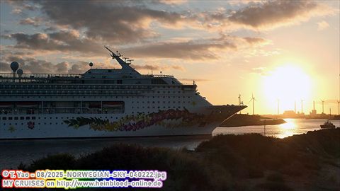 2025-NORWEGIAN-SKY-040222