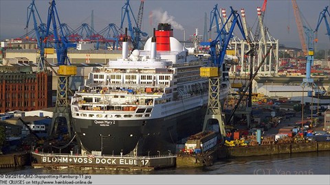 2016-QM2-Shipspotting-Hamburg-11
