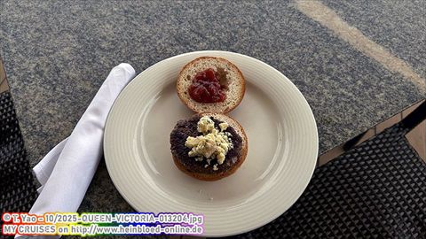 2025-QUEEN-VICTORIA-013204